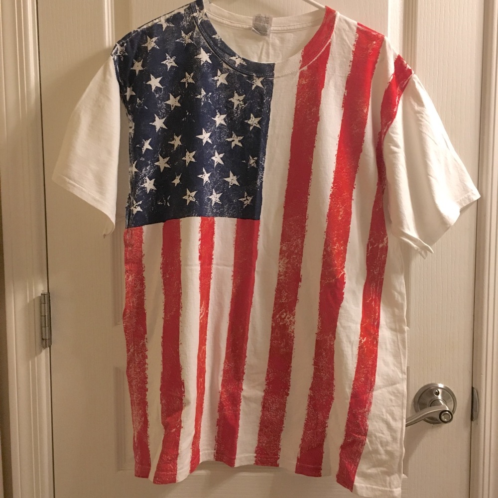 USA Flag T-Shirt, Jerzees, Size L, Like New!